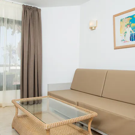 Hl Club Hotel 4*